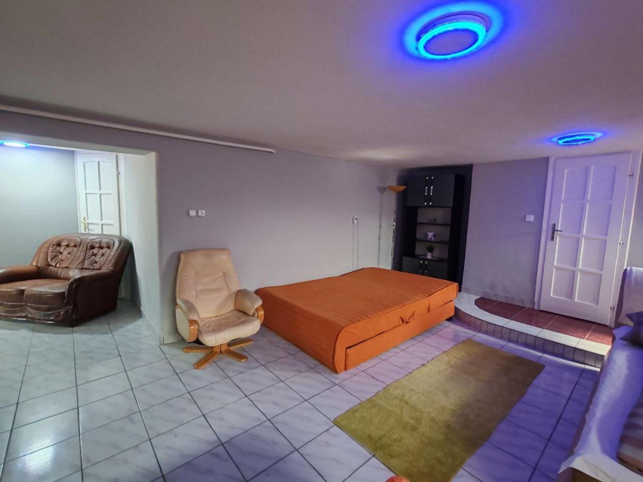 Hajnal Apartman Hajdúszoboszló Zewnętrze zdjęcie