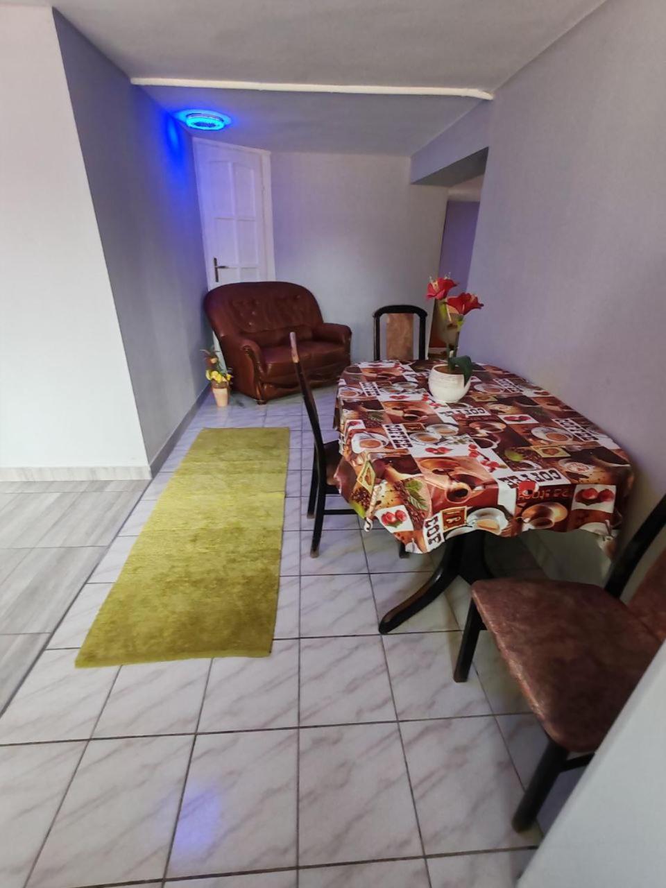 Hajnal Apartman Hajdúszoboszló Zewnętrze zdjęcie