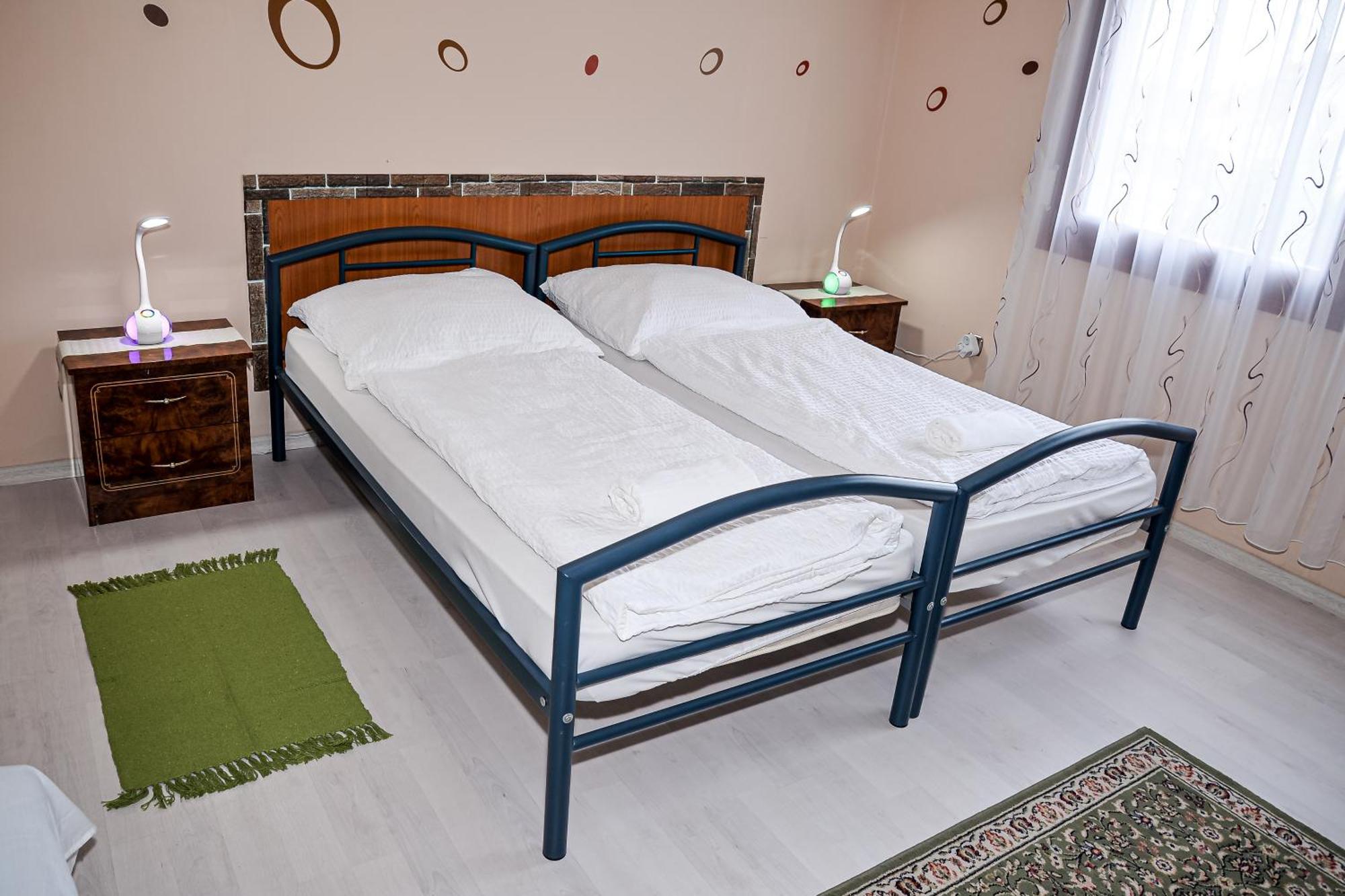 Hajnal Apartman Hajdúszoboszló Zewnętrze zdjęcie