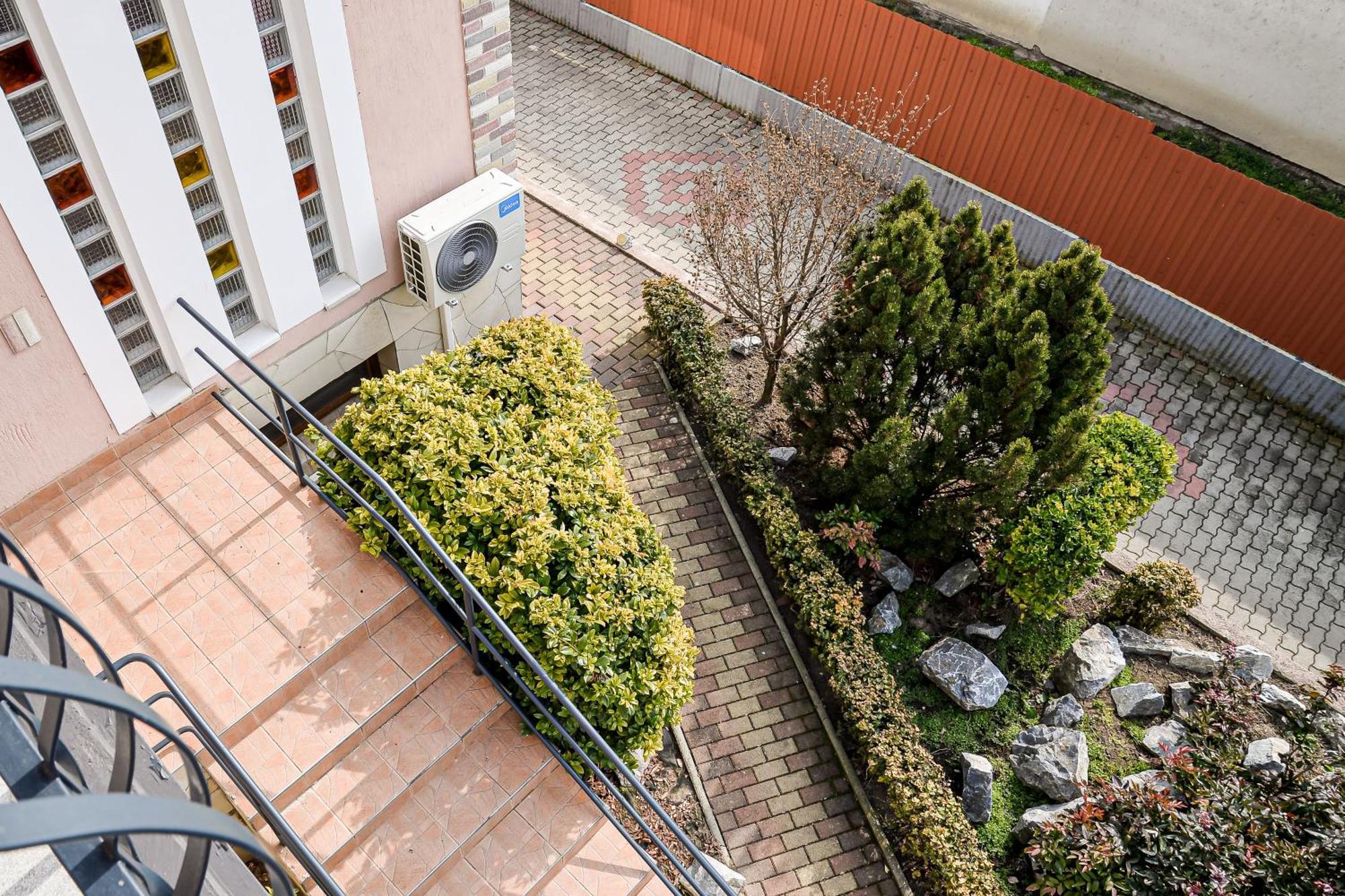 Hajnal Apartman Hajdúszoboszló Zewnętrze zdjęcie